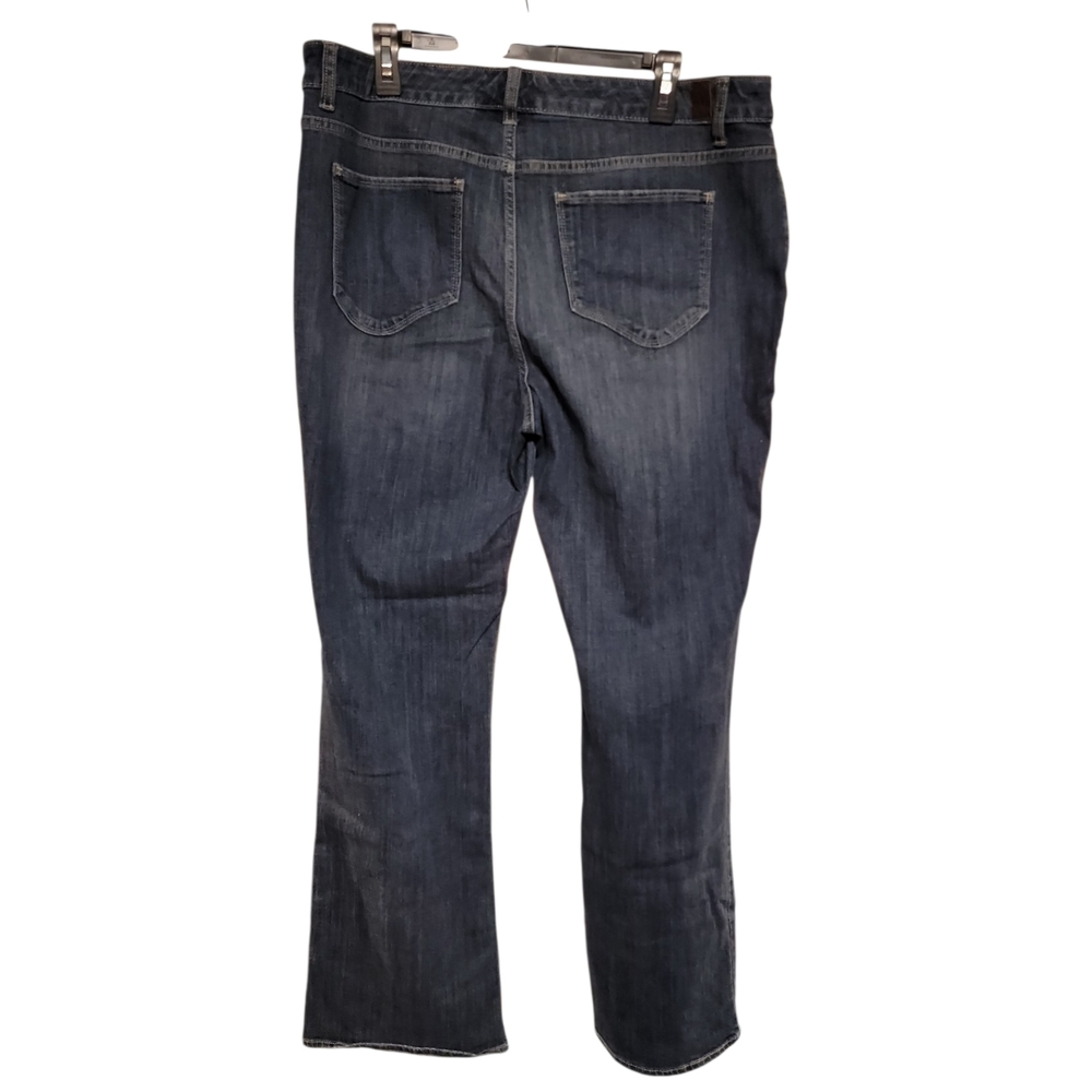 Simply Vera Vera Wang Women's Bootcut Jeans Size 16W Mid Rise - Picture 3 of 9